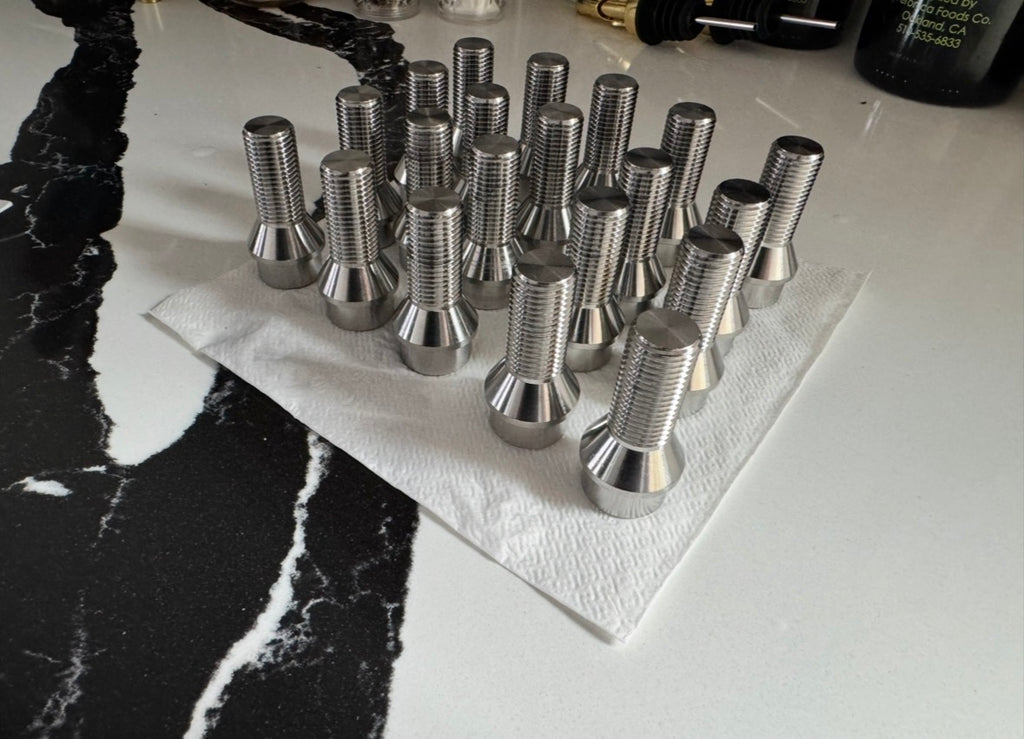 Audi R8 Lamborghini Huracan Titanium Wheel Bolts