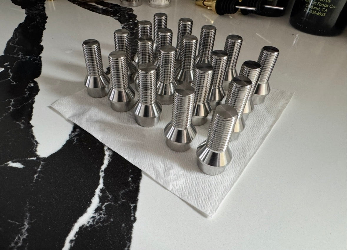 Audi R8 Lamborghini Huracan Titanium Wheel Bolts