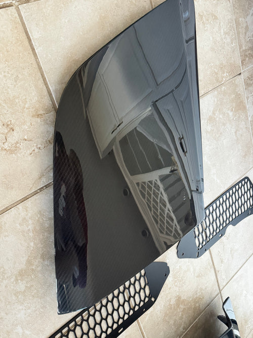 Dry carbon fiber side blade with OEM weave gloss finish